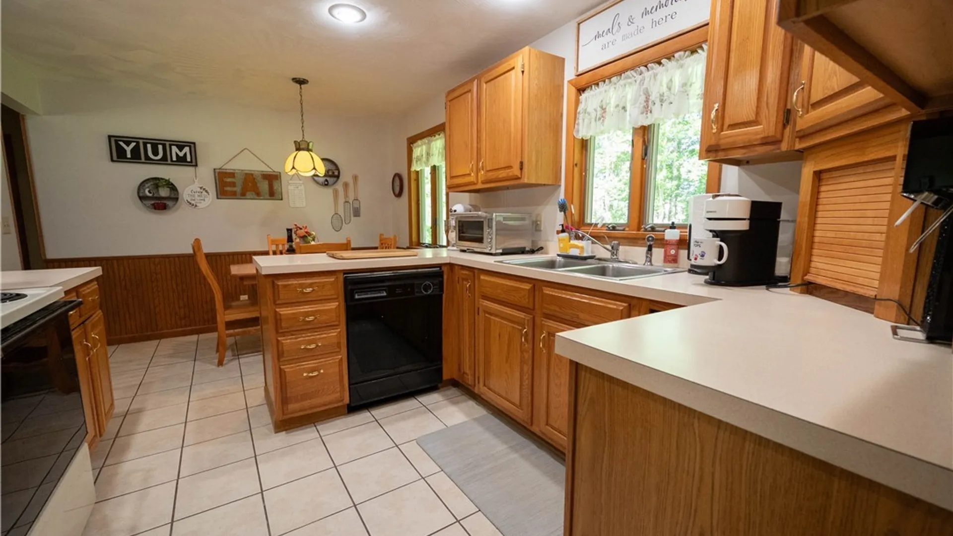 Property at 6569 Fox Road, Marcy, NY 13403 8