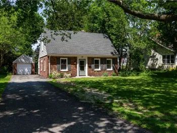 Property at 39 Ridgewood Drive, Irondequoit, NY 14622
