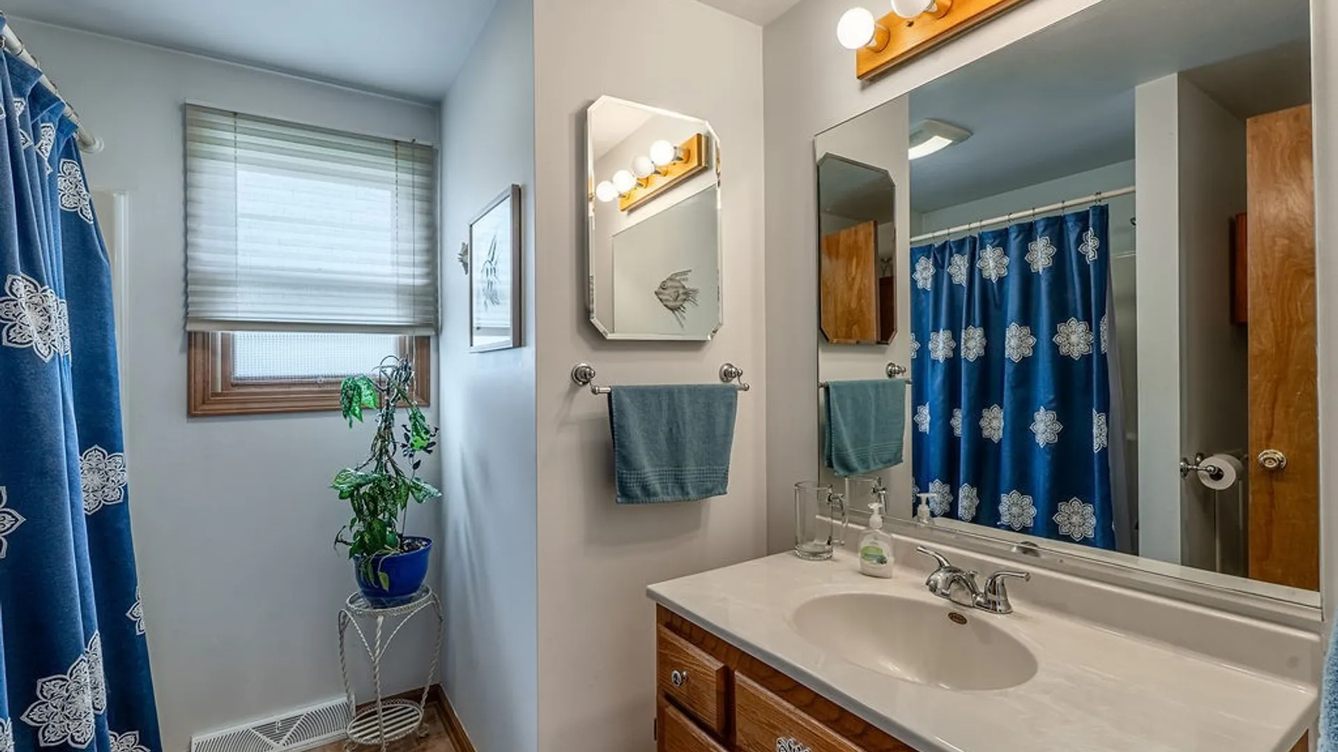 Property at 7001 Deborah Lane, Wheatfield, NY 14304 15