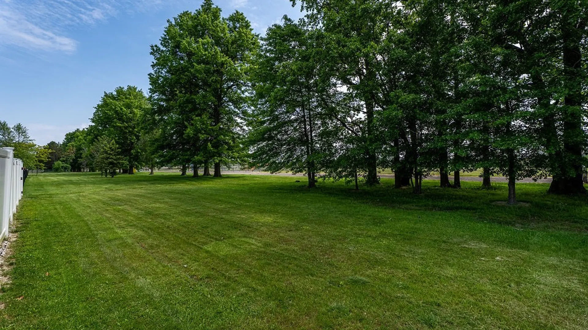 Property at 7001 Deborah Lane, Wheatfield, NY 14304 33
