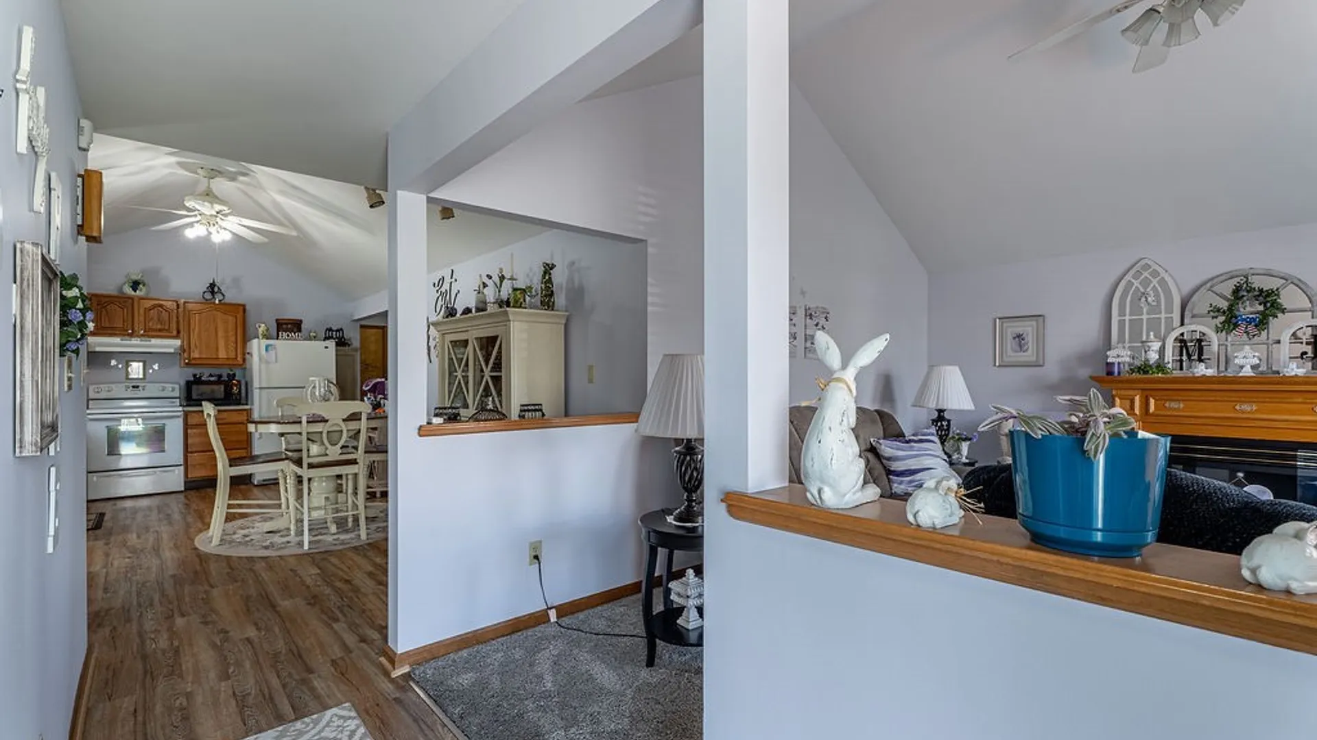 Property at 7001 Deborah Lane, Wheatfield, NY 14304 5