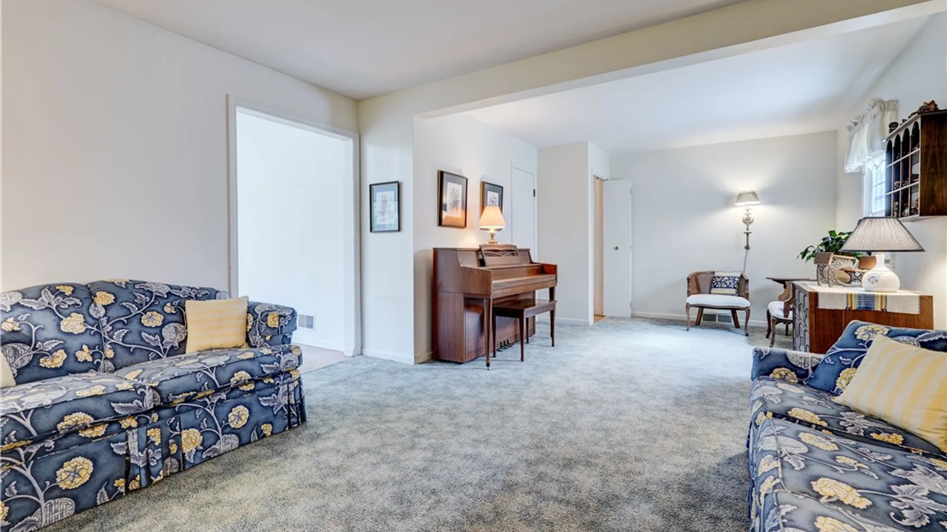 Property at 155 Lake Meadow Drive, Greece, NY 14612 12