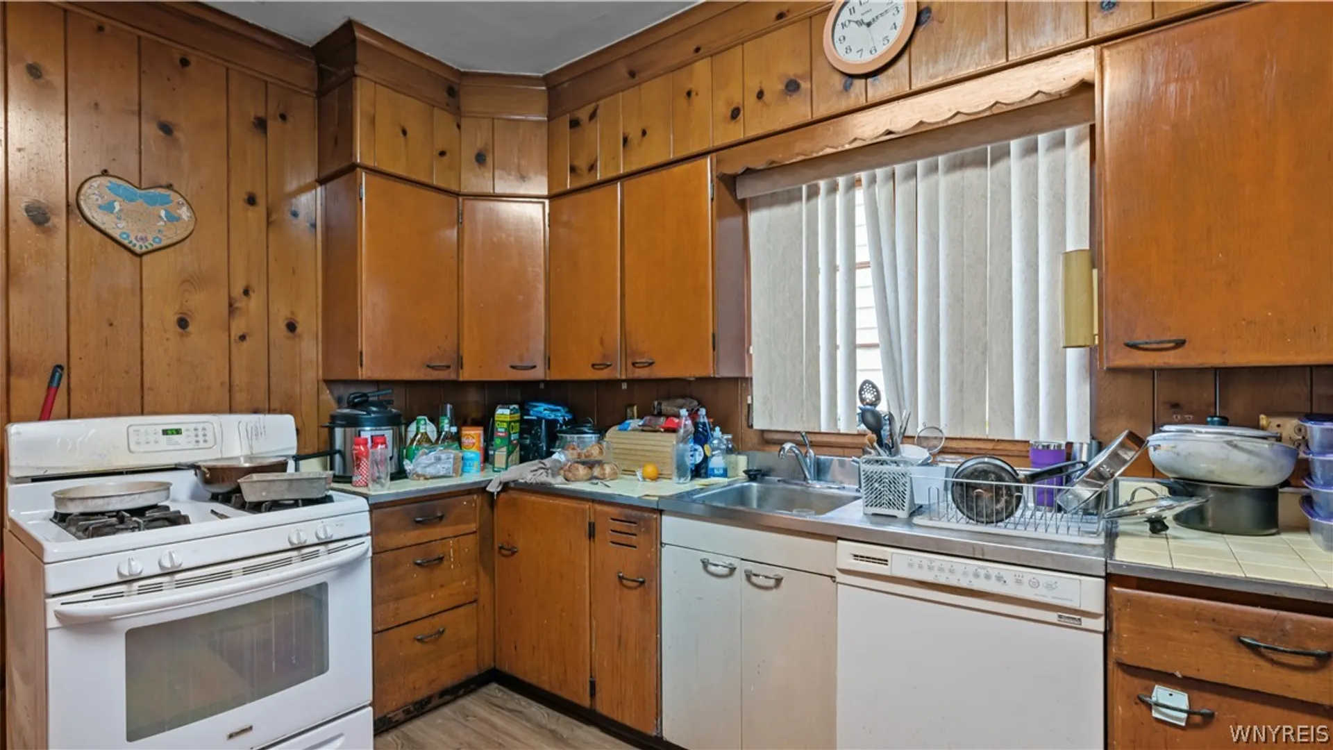 Property at 45 Highgate Avenue, Buffalo, NY 14214 8