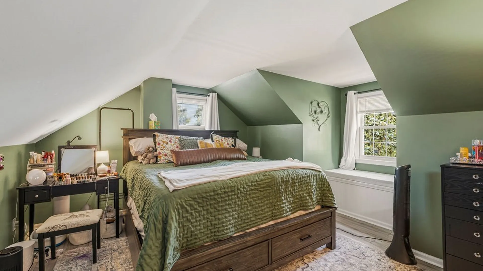 Property at 12 Sudbury Lane, Amherst, NY 14221 21