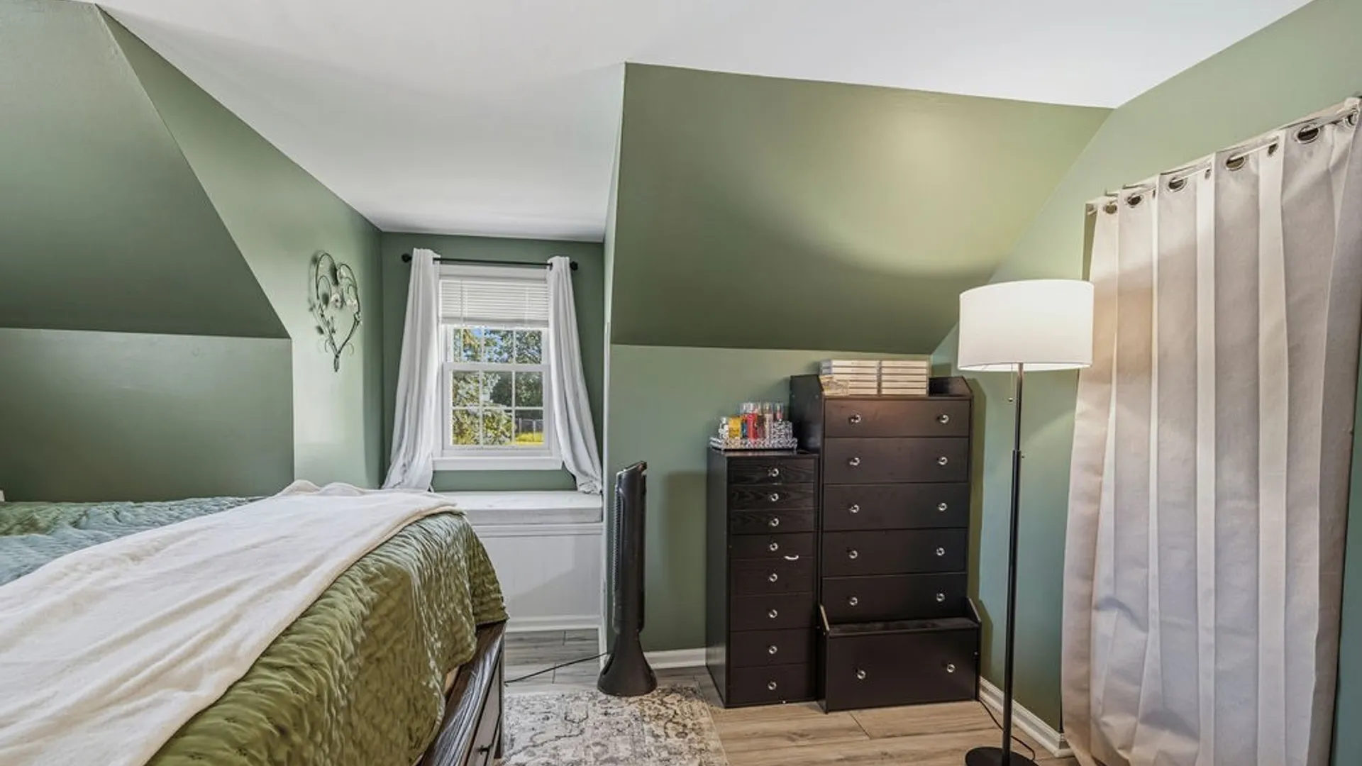 Property at 12 Sudbury Lane, Amherst, NY 14221 23