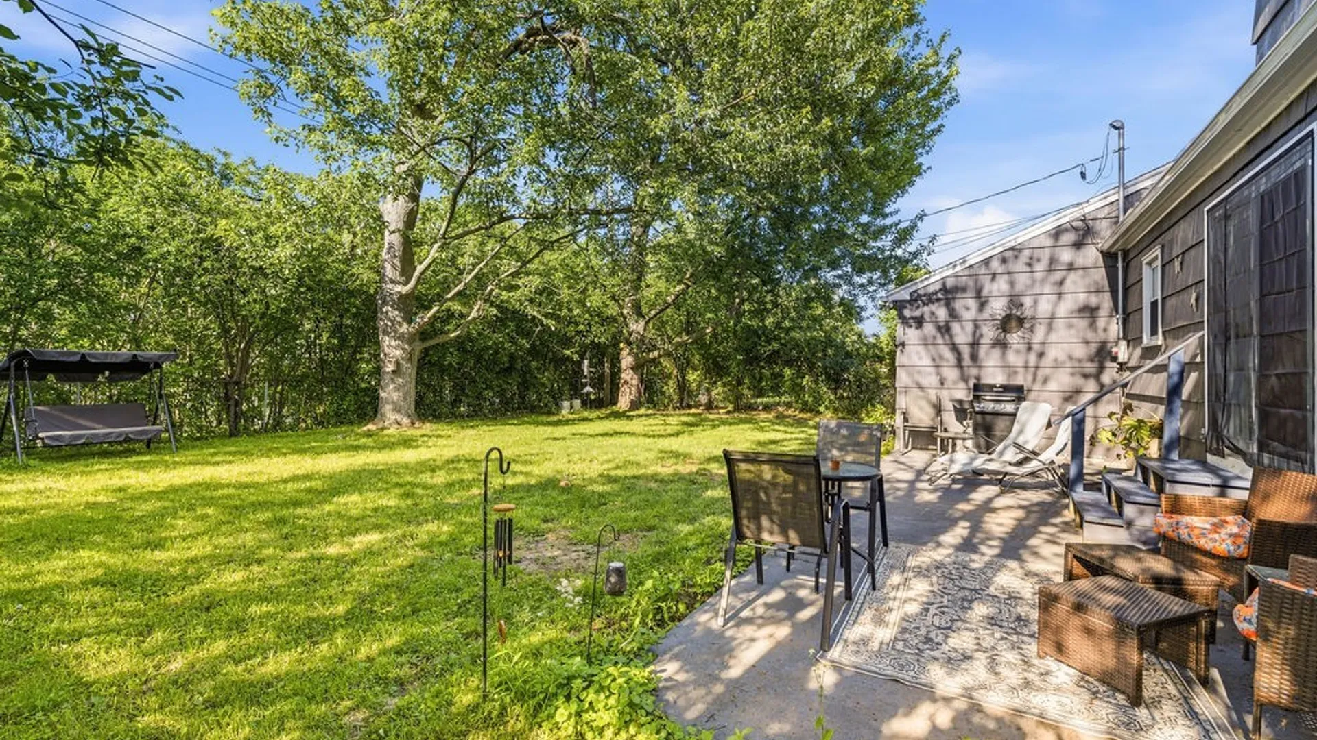 Property at 12 Sudbury Lane, Amherst, NY 14221 27