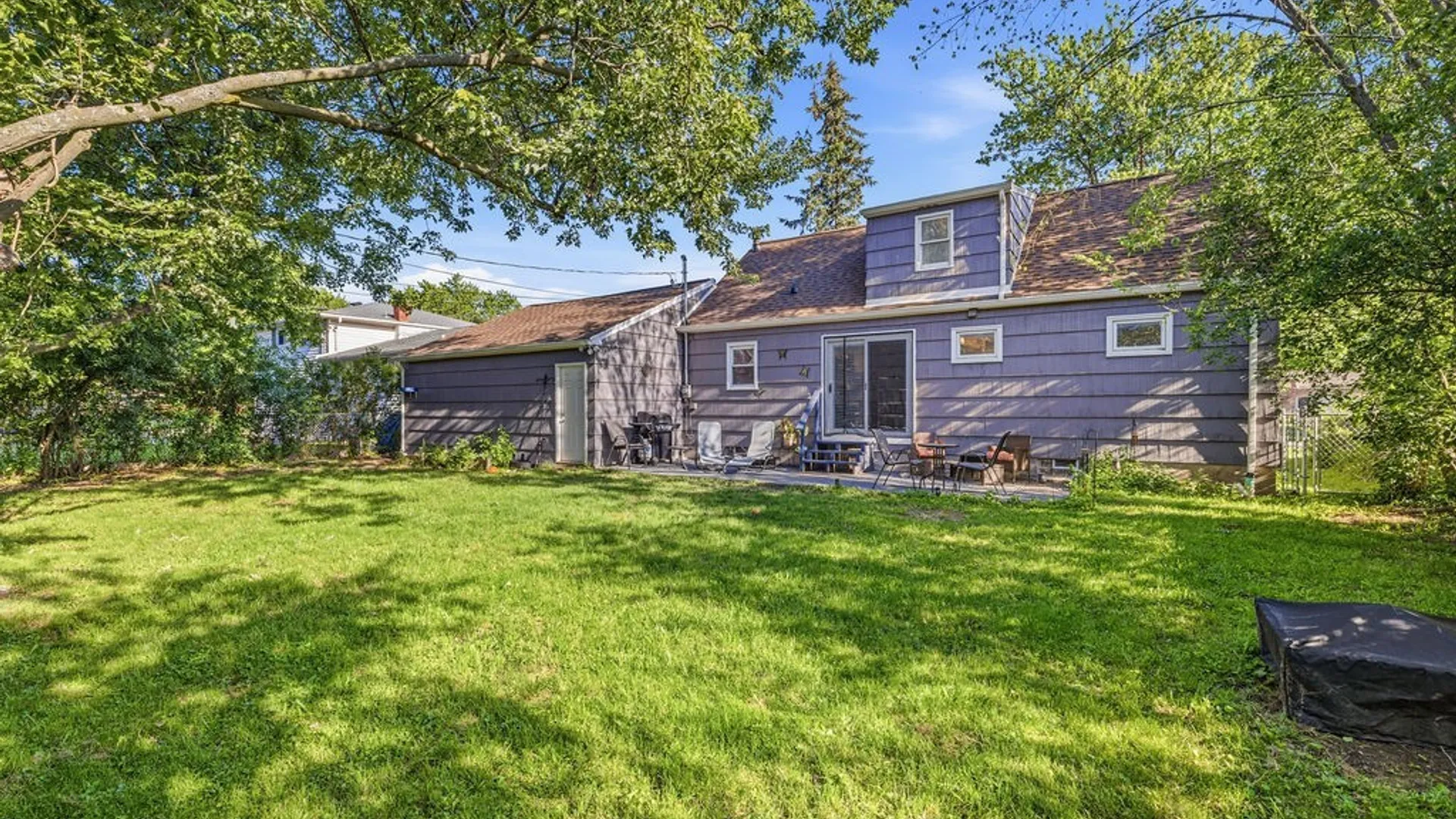 Property at 12 Sudbury Lane, Amherst, NY 14221 28