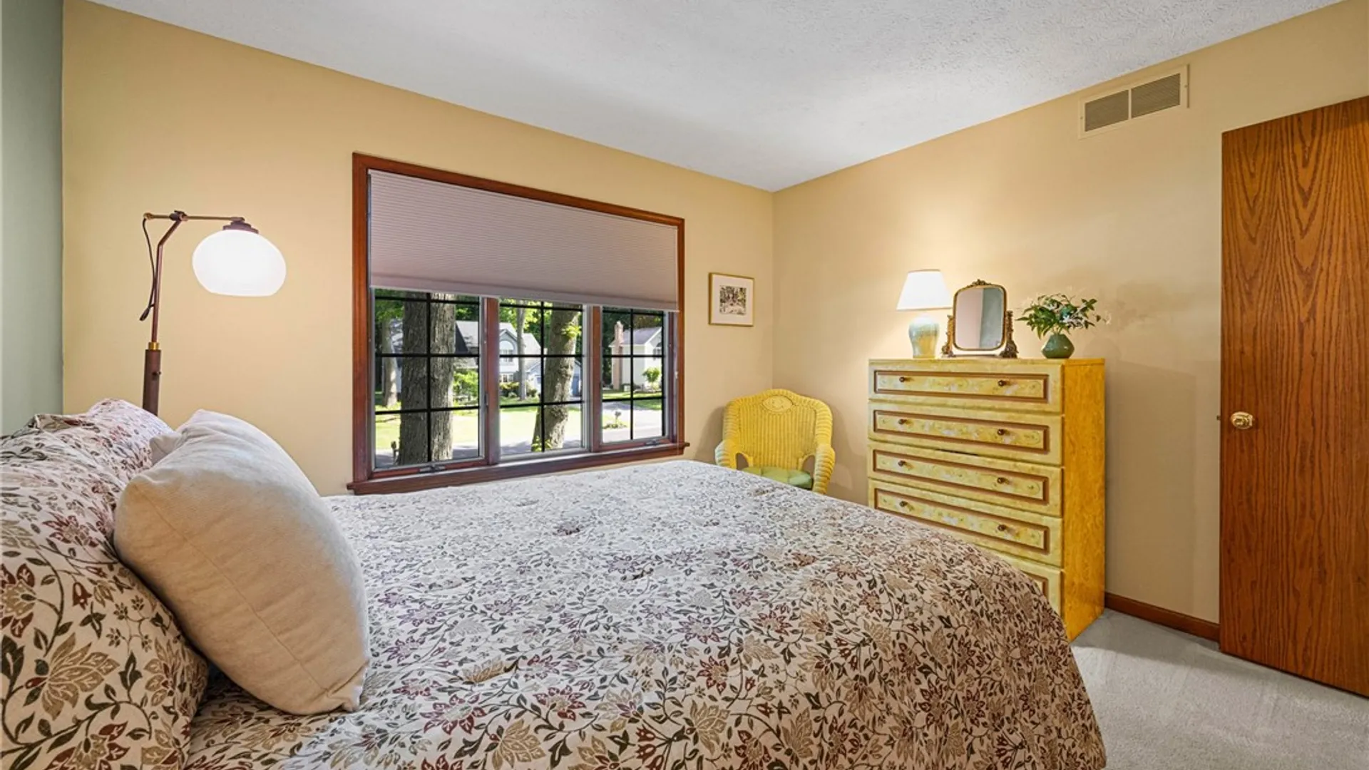 Property at 477 Maplewoods Lane, Webster, NY 14580 37