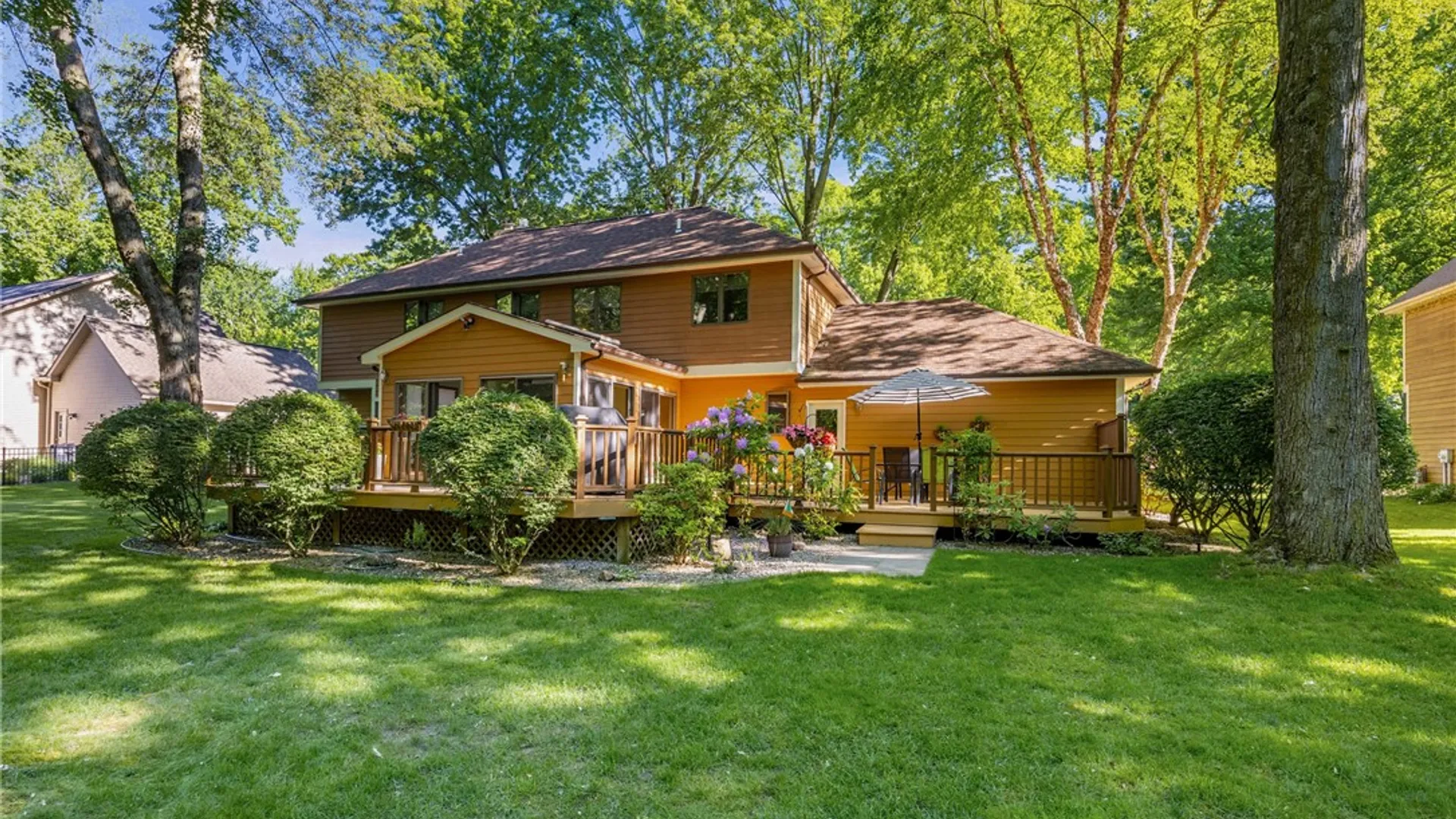 Property at 477 Maplewoods Lane, Webster, NY 14580 44
