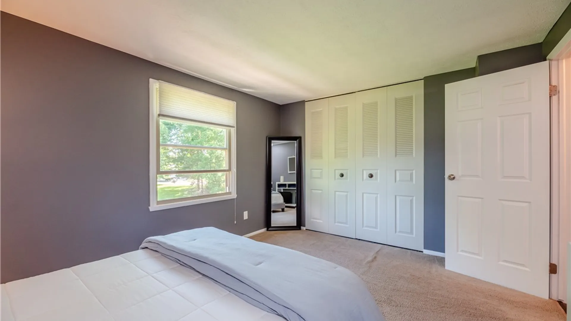 Property at 16 Devonshire Circle, Penfield, NY 14526 21