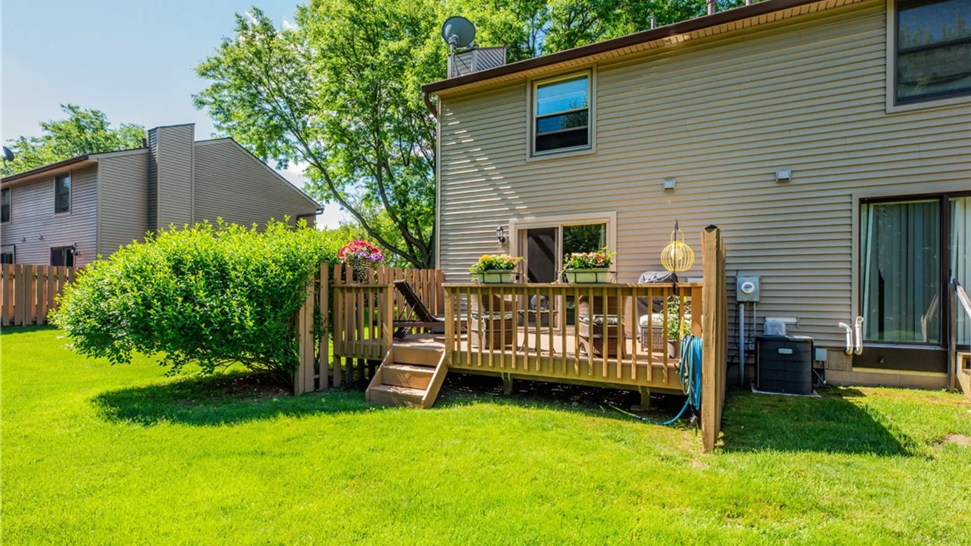 Property at 16 Devonshire Circle, Penfield, NY 14526 33