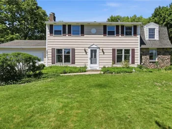 Property at 262 Hillary Lane, Penfield, NY 14526