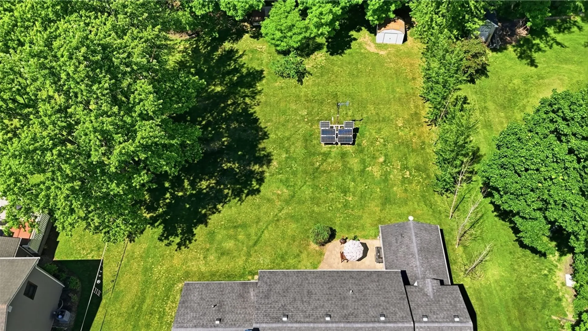 Property at 262 Hillary Lane, Penfield, NY 14526 46