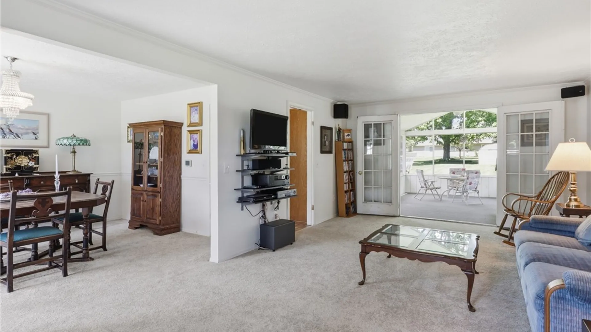 Property at 262 Hillary Lane, Penfield, NY 14526 6