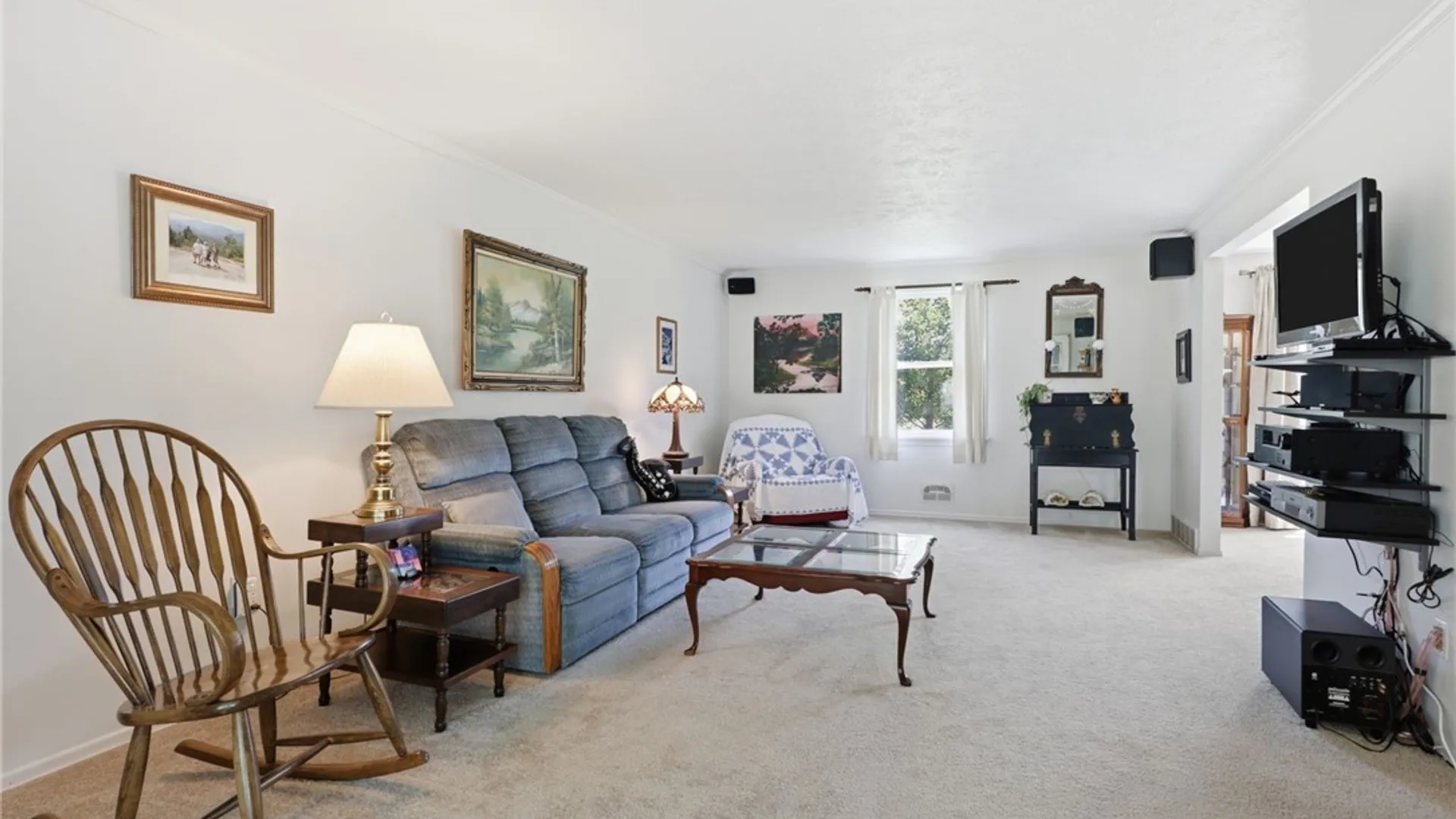 Property at 262 Hillary Lane, Penfield, NY 14526 7