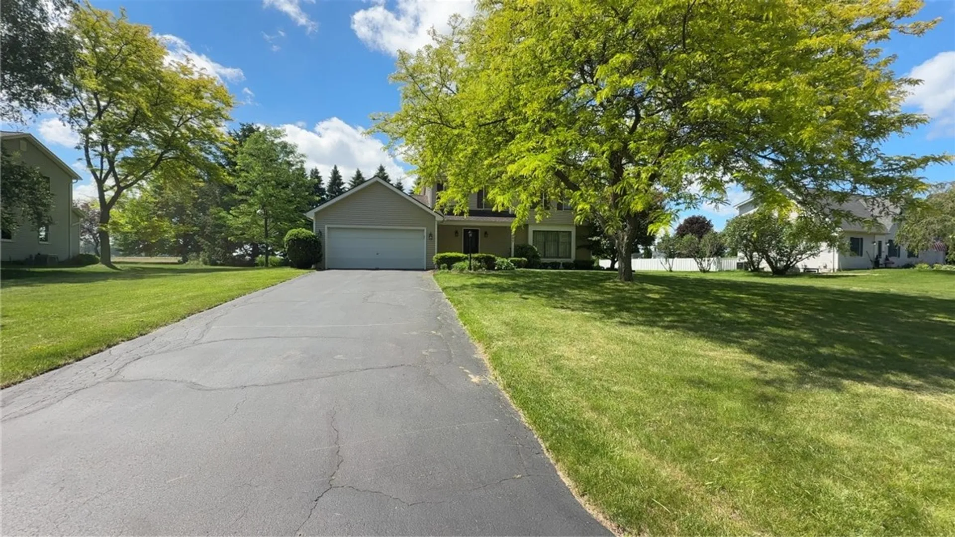 Property at 1427 Fieldcrest Drive, Webster, NY 14580 2