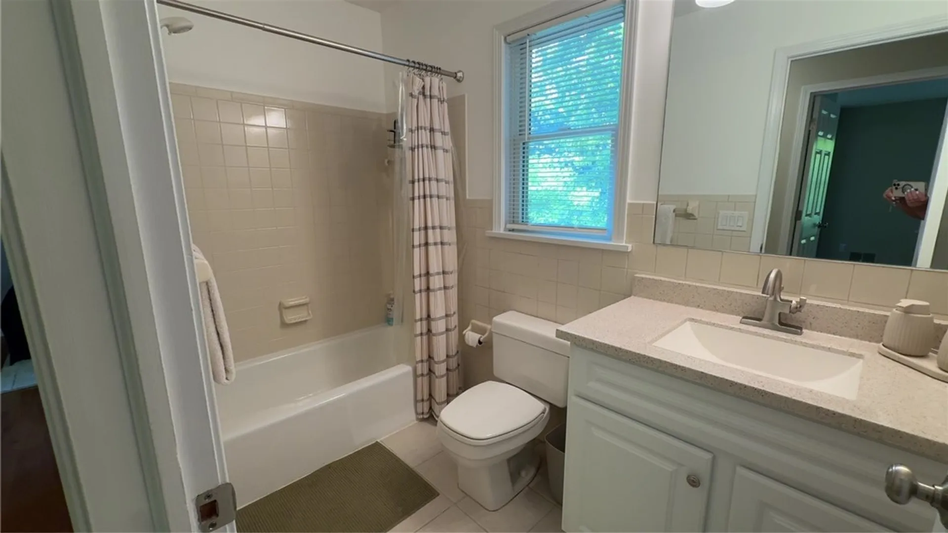 Property at 1427 Fieldcrest Drive, Webster, NY 14580 26