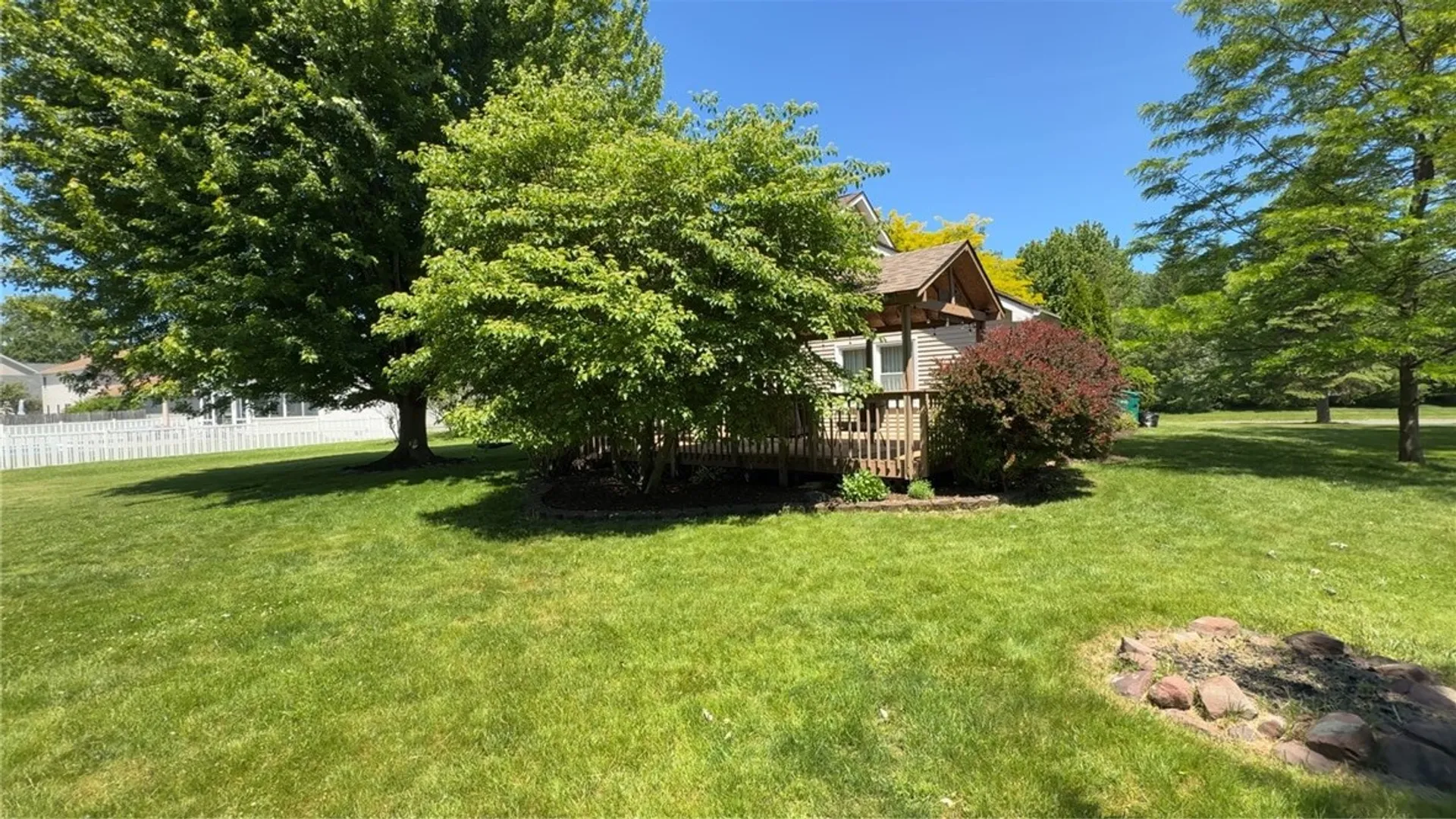 Property at 1427 Fieldcrest Drive, Webster, NY 14580 39