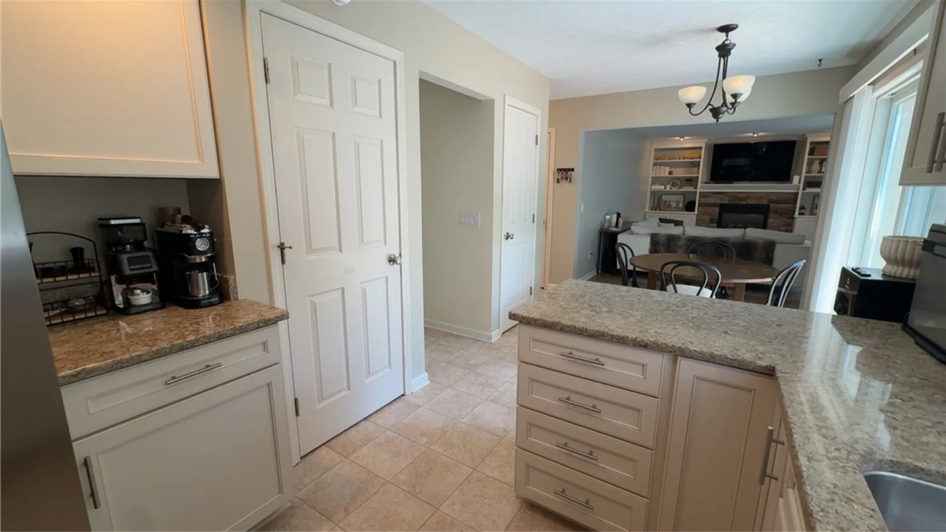 Property at 1427 Fieldcrest Drive, Webster, NY 14580 9