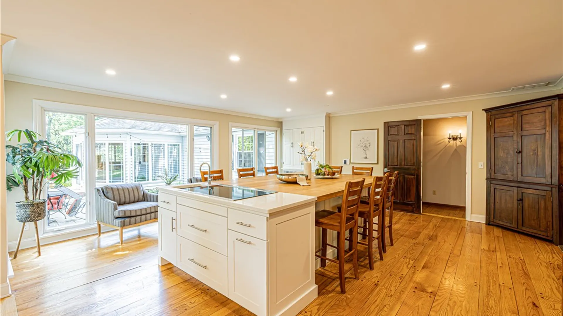 Property at 55 Babcock Drive, Brighton, NY 14610 10