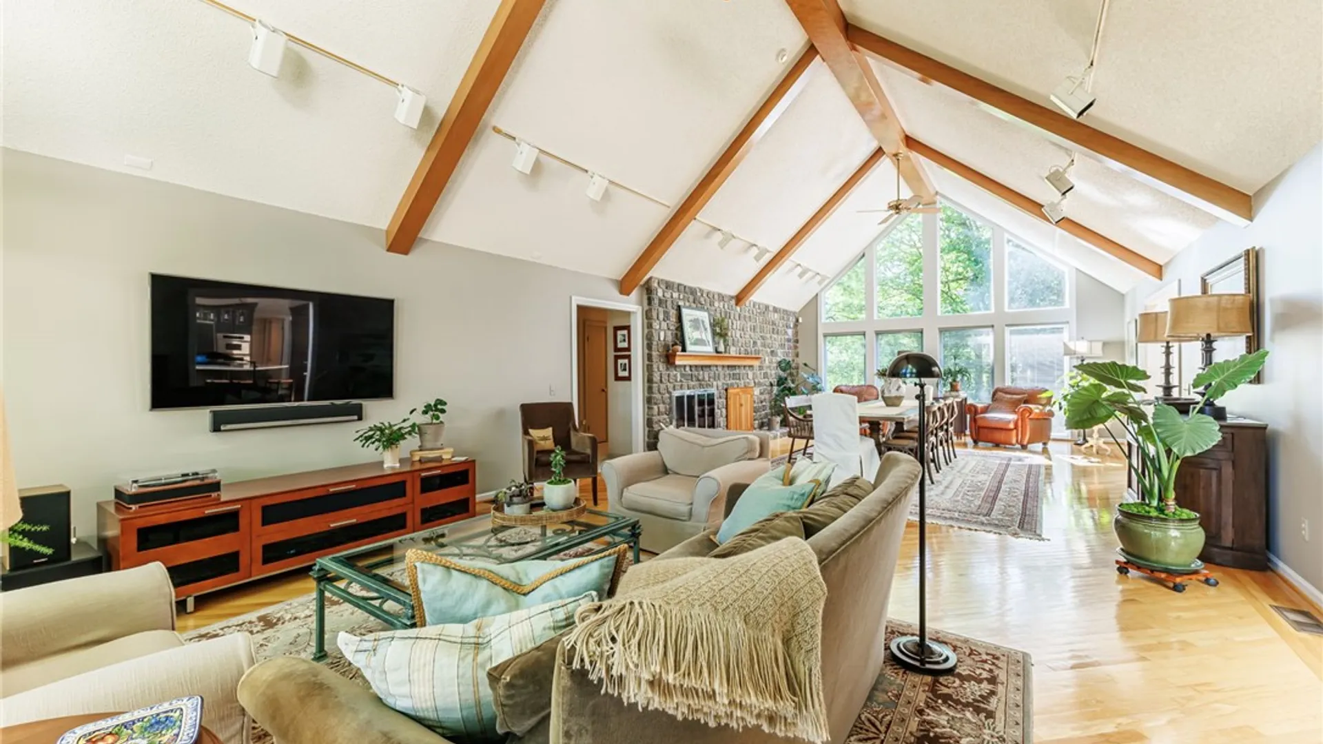Property at 4 Auburndale, Pittsford, NY 14534 22