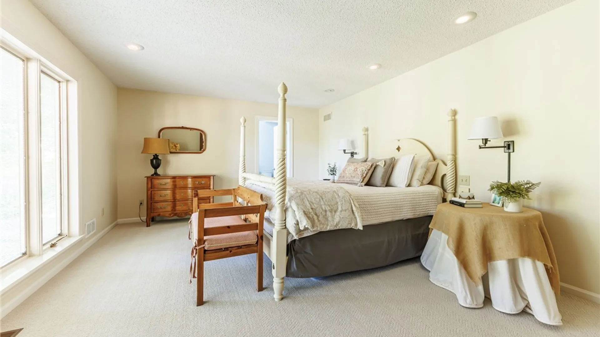 Property at 4 Auburndale, Pittsford, NY 14534 28