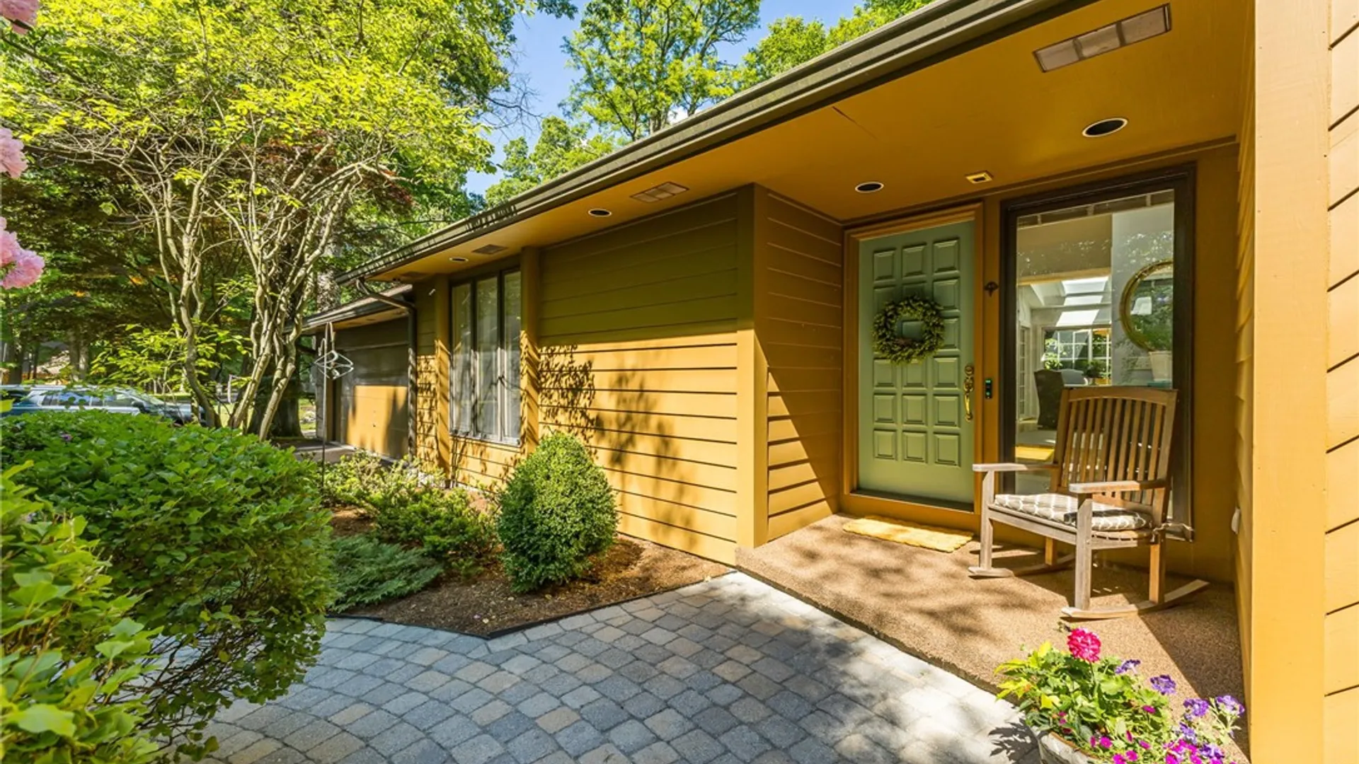 Property at 4 Auburndale, Pittsford, NY 14534 3