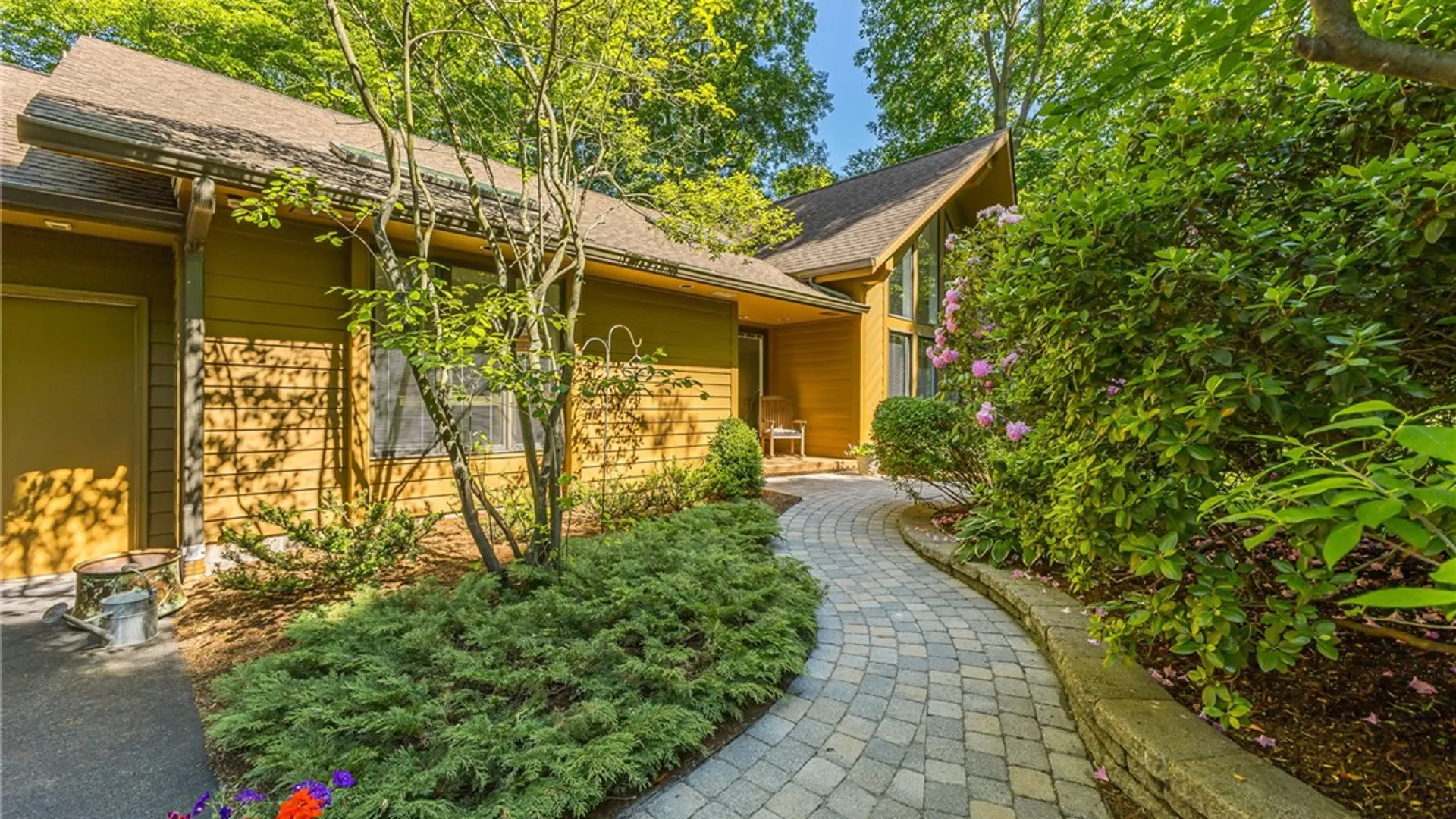 Property at 4 Auburndale, Pittsford, NY 14534 4