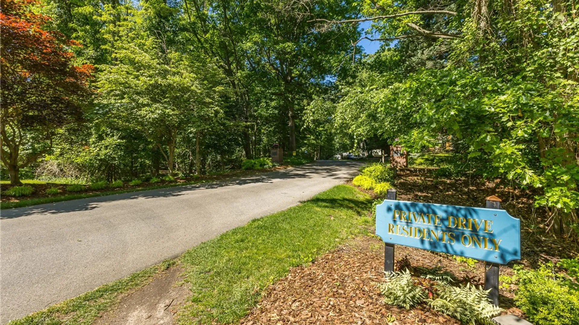 Property at 4 Auburndale, Pittsford, NY 14534 49