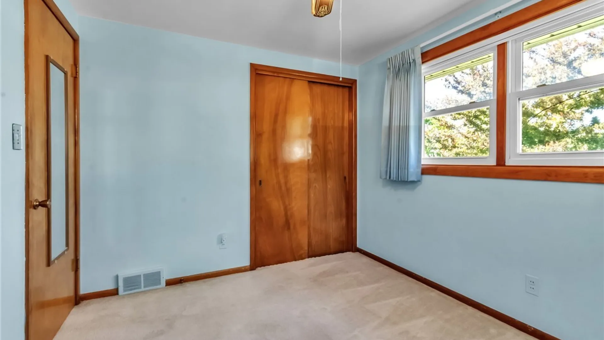 Property at 61 Alden Avenue, Buffalo, NY 14216 15
