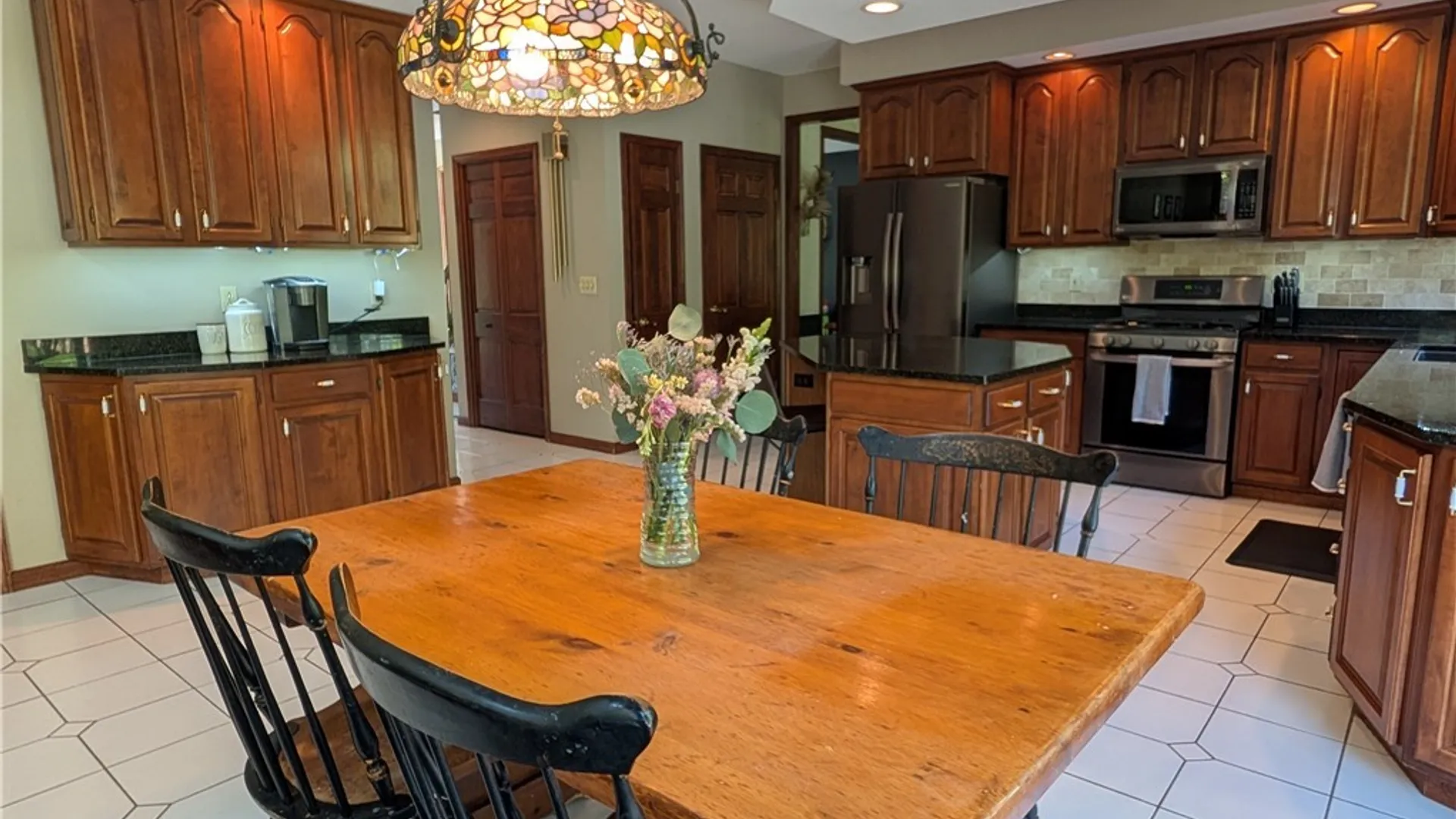 Property at 914 Underhill Road, Aurora, NY 14052 6
