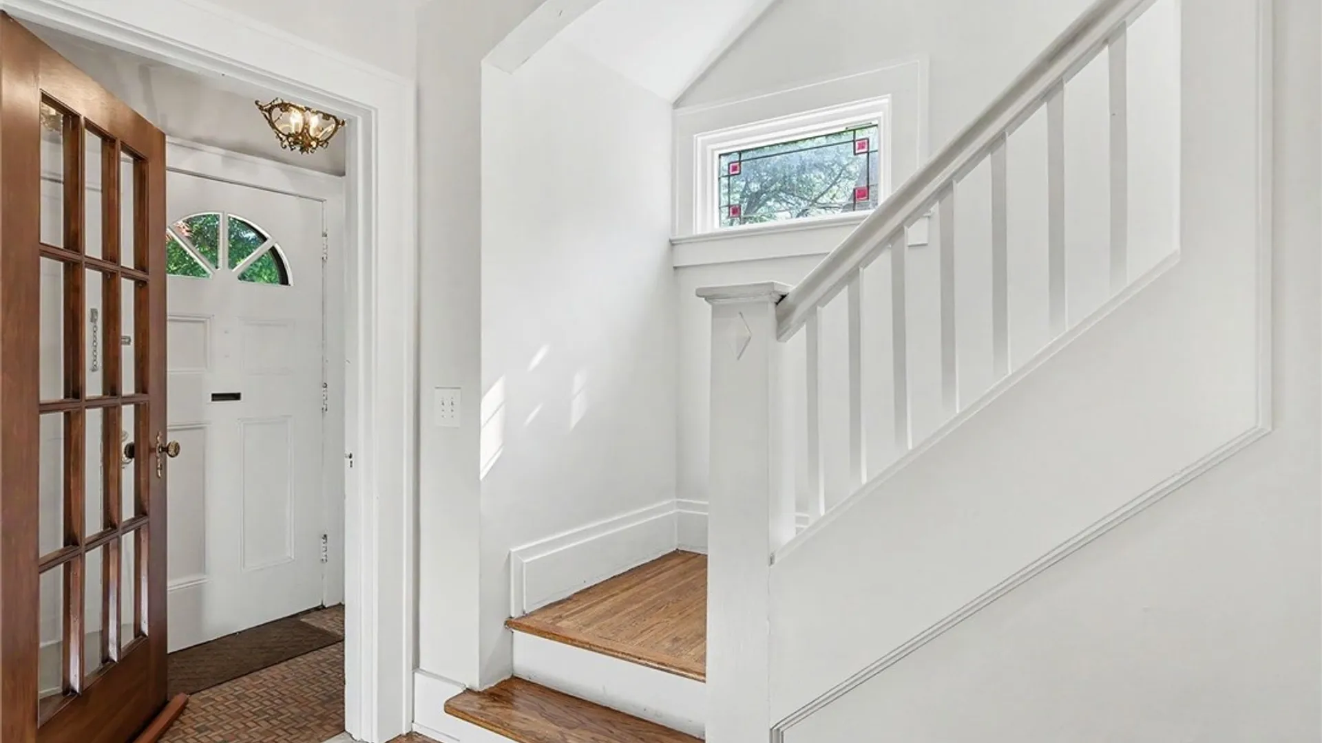 Property at 91 Warrington Dr, Brighton, NY 14618 4