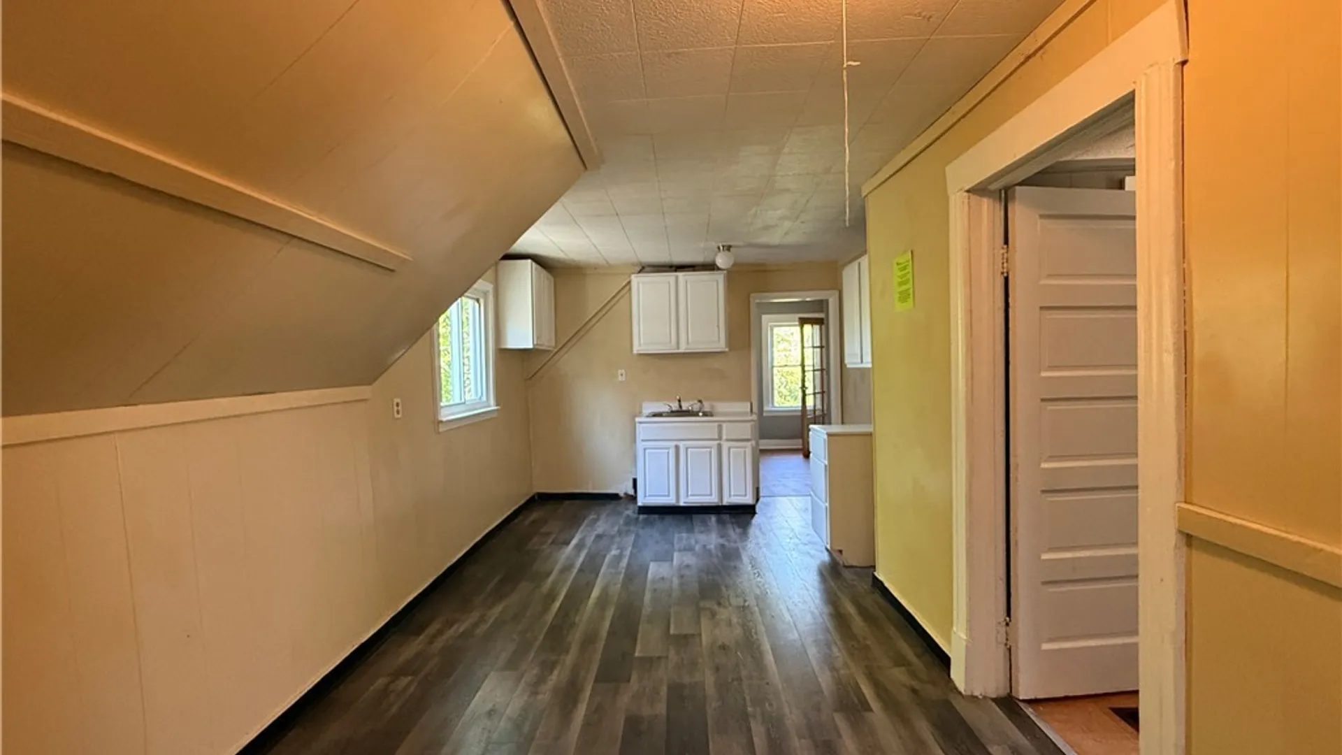 Property at 30 Hobart Street, Buffalo, NY 14206 17
