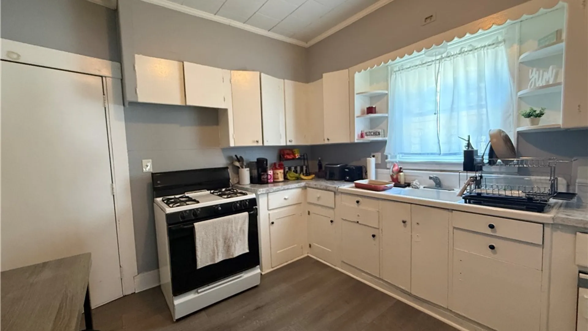 Property at 30 Hobart Street, Buffalo, NY 14206 6