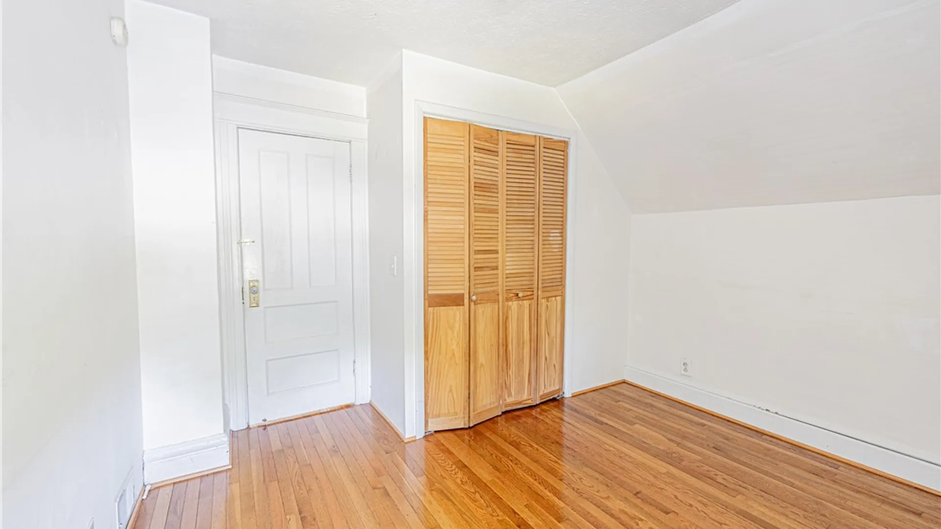 Property at 1915 South Avenue, Rochester, NY 14620 17