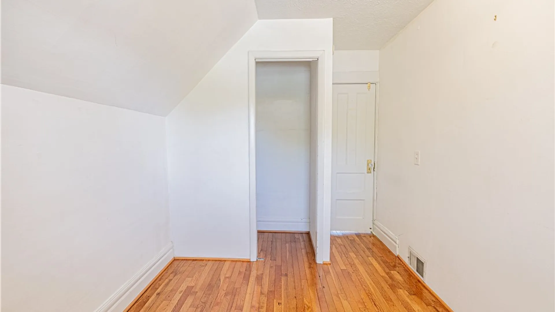 Property at 1915 South Avenue, Rochester, NY 14620 19