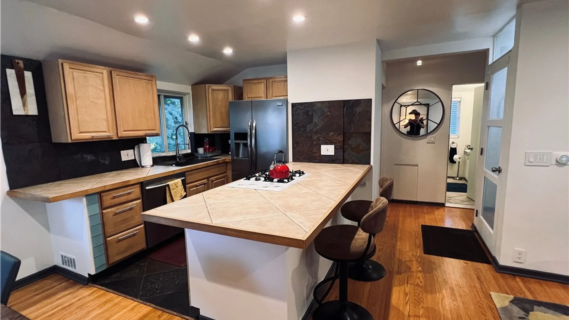 Property at 24 Menlo Place, Rochester, NY 14620 6