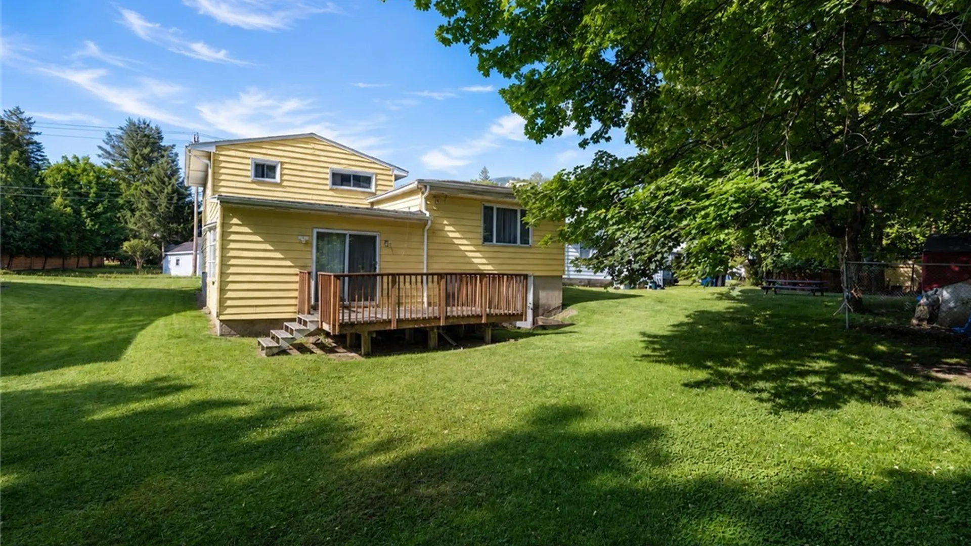 Property at 510 Atlantic Avenue, Syracuse, NY 13207 6