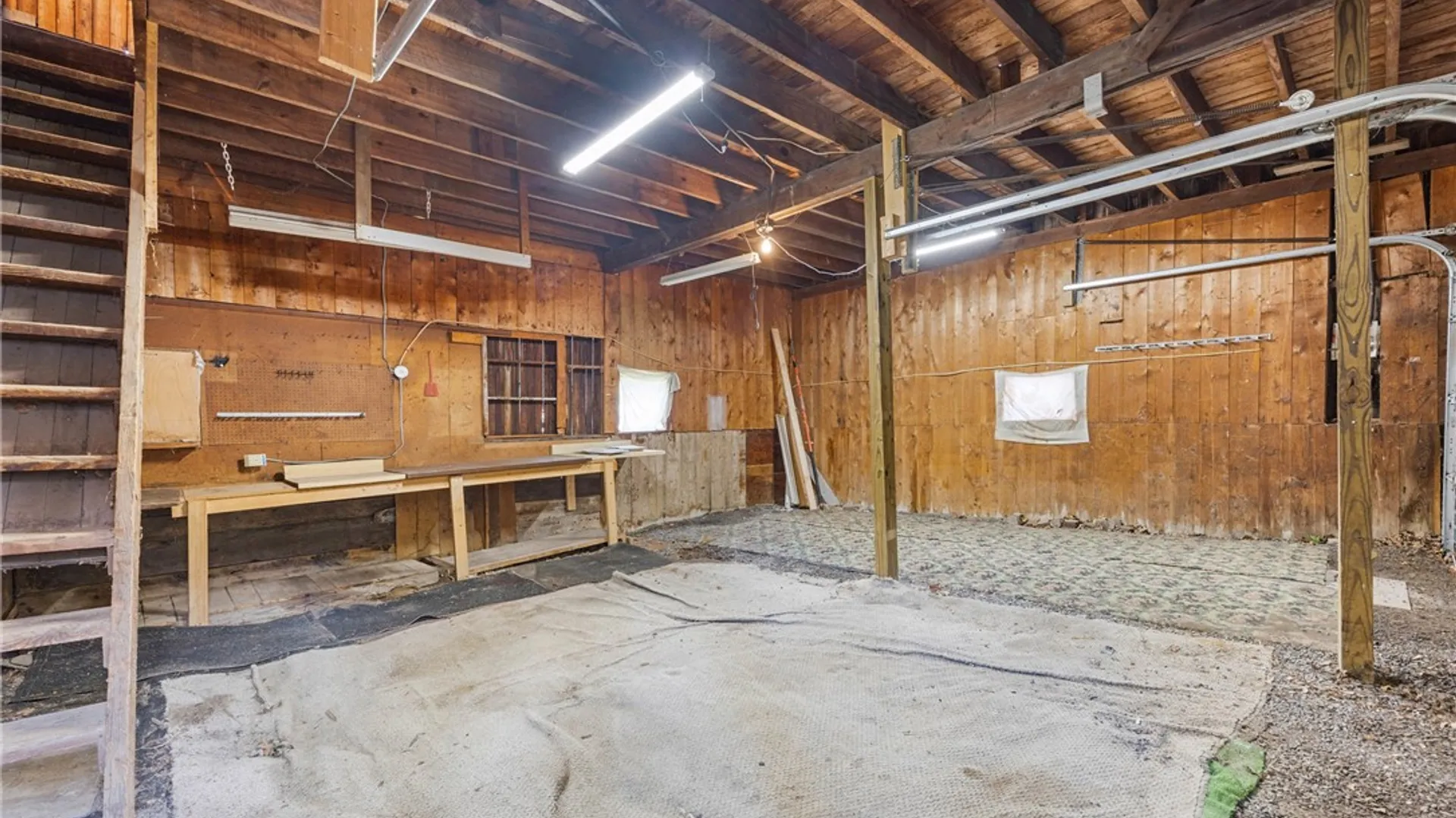 Property at 6083 State Route 21, Williamson, NY 14589 25
