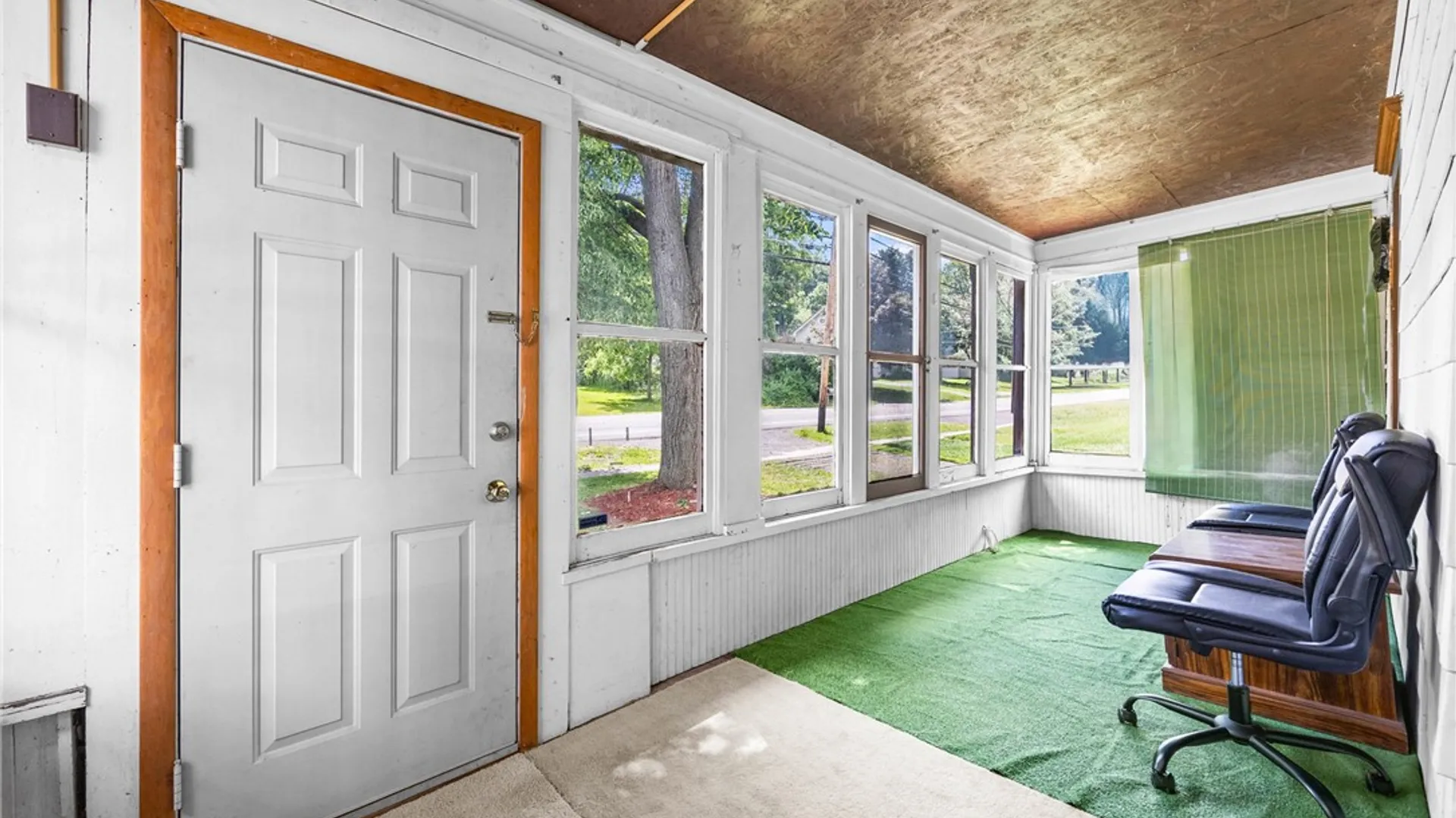 Property at 6083 State Route 21, Williamson, NY 14589 4