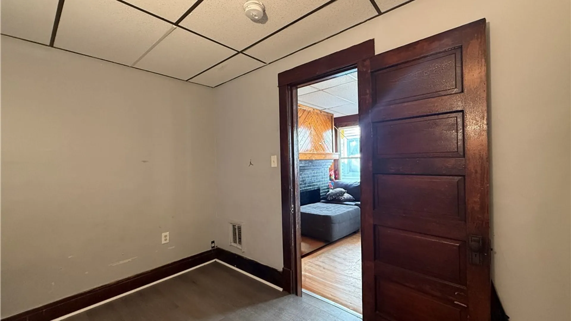 Property at 17 Weyand Avenue, Buffalo, NY 14210 15