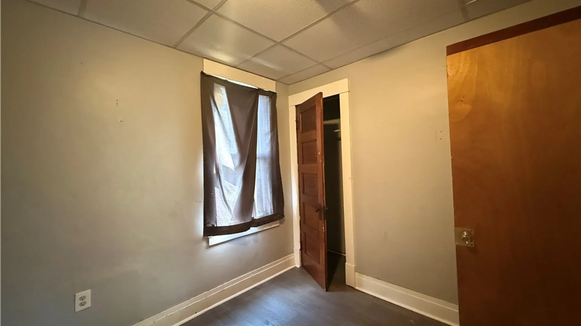 Property at 17 Weyand Avenue, Buffalo, NY 14210 16