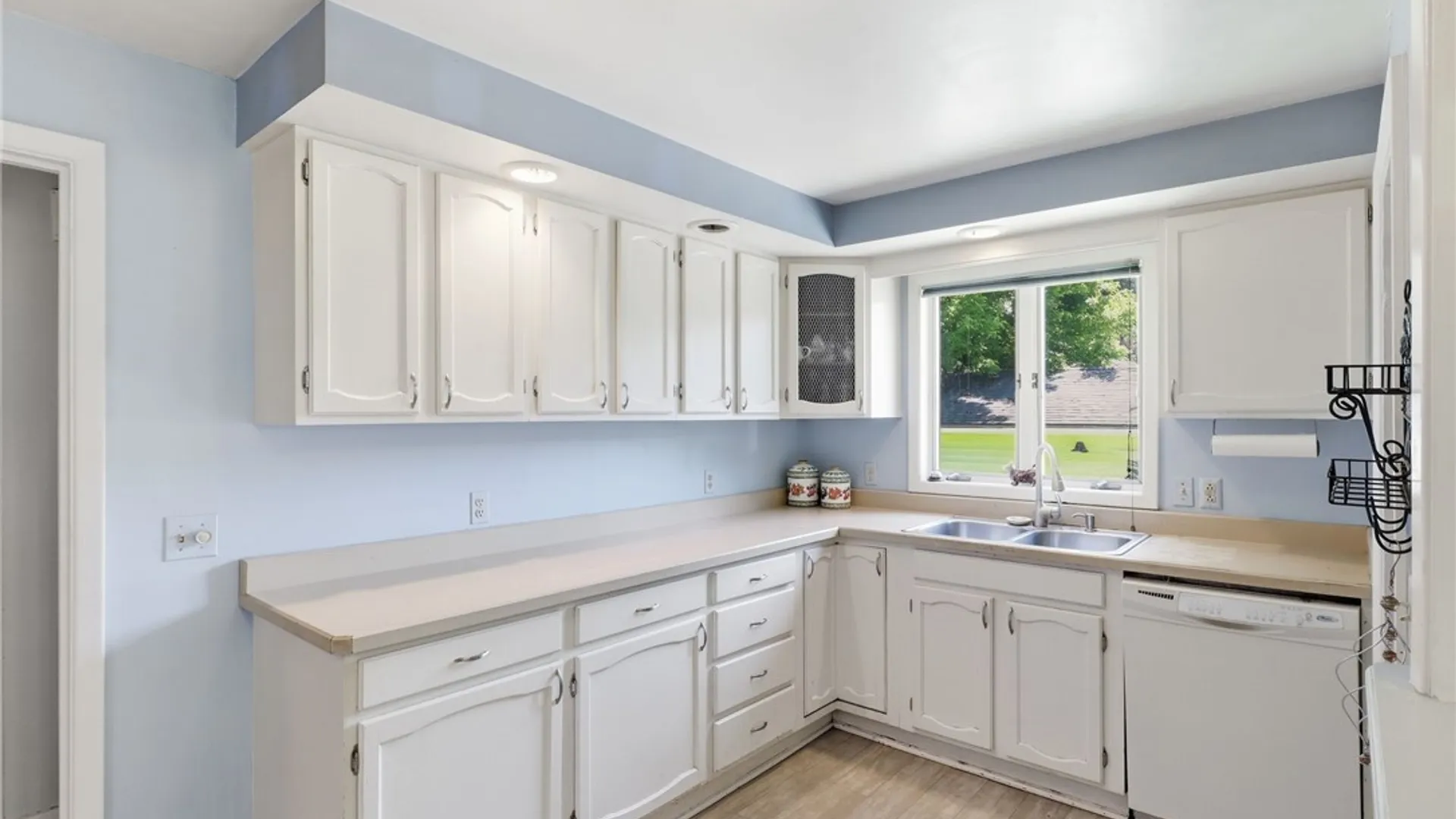 Property at 849 Ridgeway Avenue, Rochester, NY 14615 15