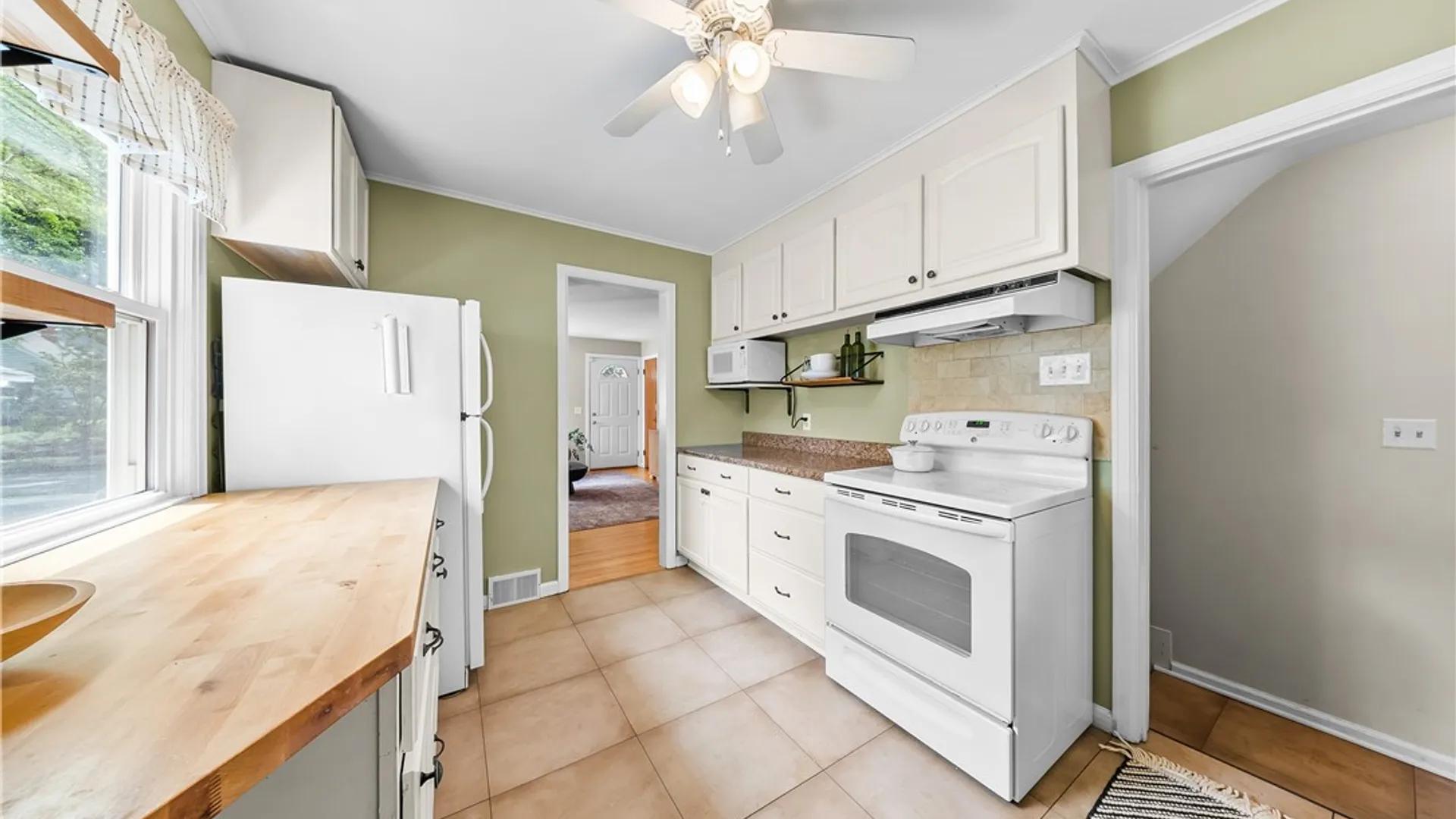 Property at 24 Van Bergh Avenue, Rochester, NY 14610 10