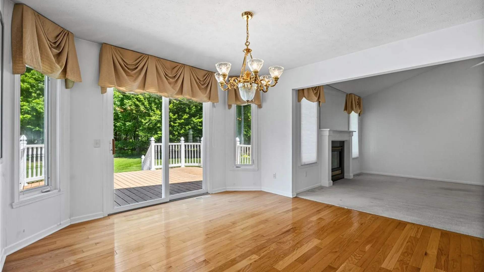 Property at 88 Leamington Circle, Greece, NY 14626 10