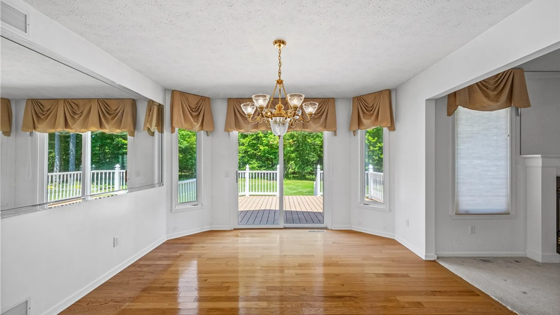 Property at 88 Leamington Circle, Greece, NY 14626 12