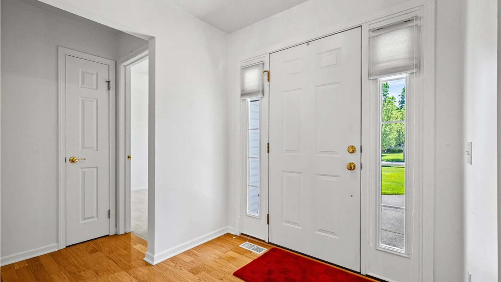 Property at 88 Leamington Circle, Greece, NY 14626 16