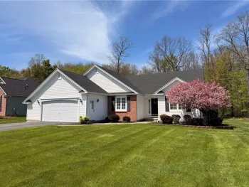 Property at 88 Leamington Circle, Greece, NY 14626