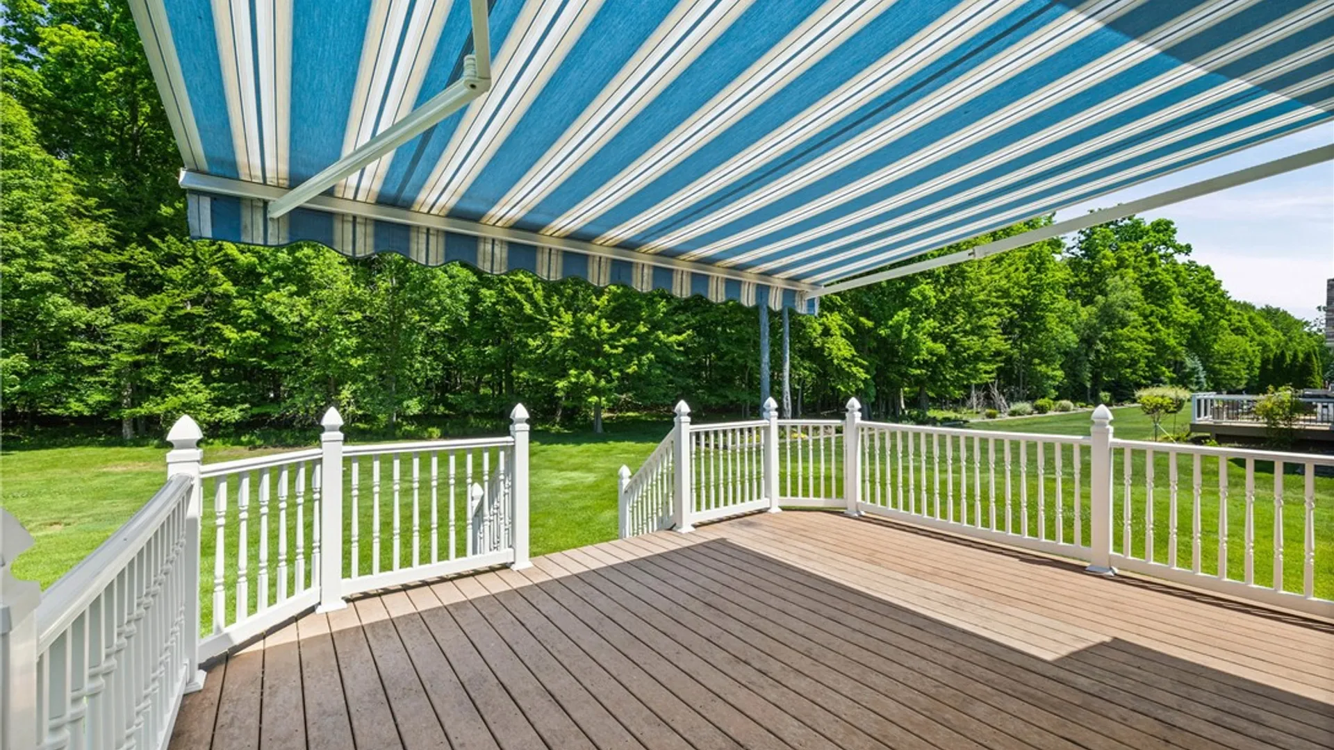 Property at 88 Leamington Circle, Greece, NY 14626 36