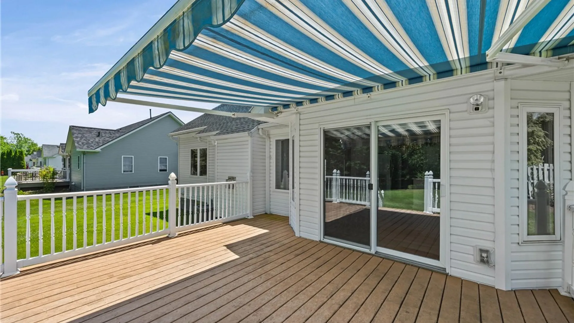 Property at 88 Leamington Circle, Greece, NY 14626 37